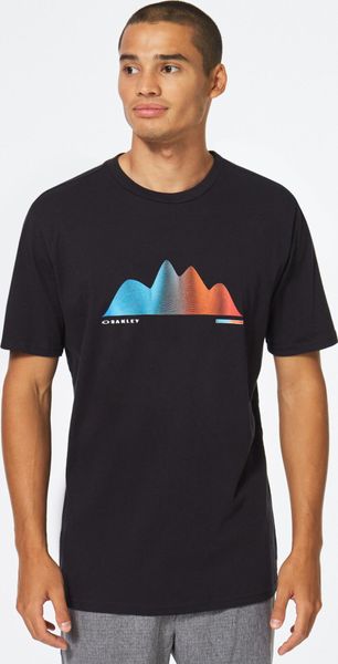 Graphic Waves Tee