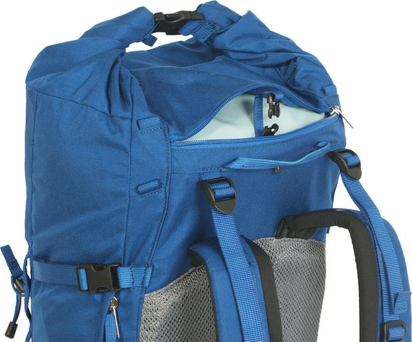 Packster 33