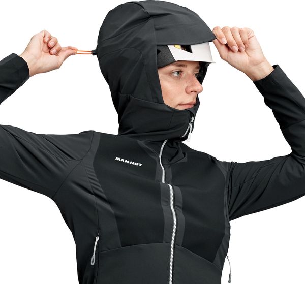 Aenergy Pro Softshell Hooded Jacket Women