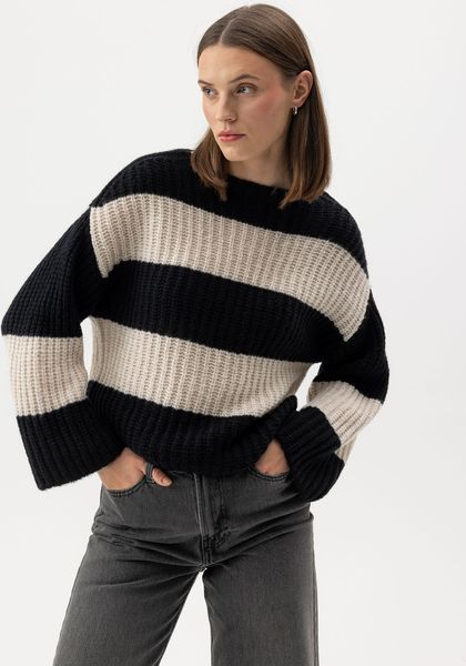 Cajsa Sweater