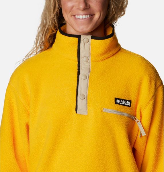 Helvetia Cropped Half Snap