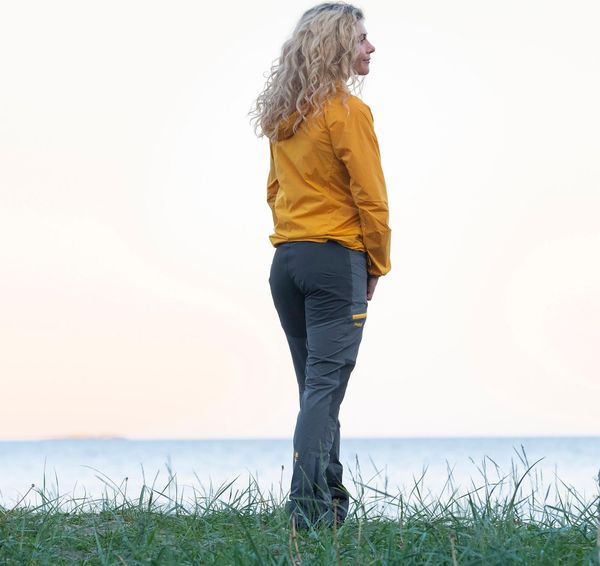 Cecilie Mtn Softshell Pants