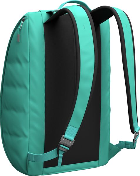 Hugger Base Backpack 15L