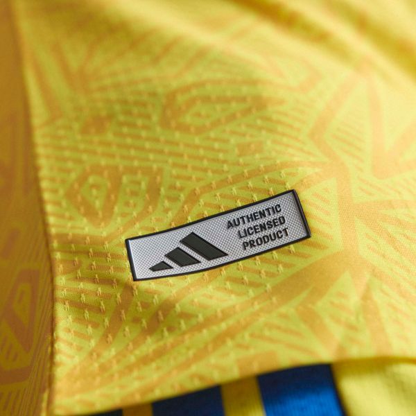 Ukraine 26 Home Authentic Jersey