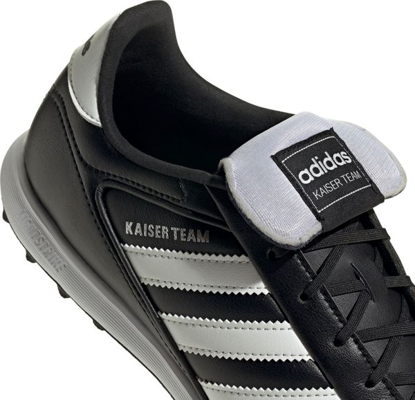 Kaiser Team 2 Turf Football Shoes