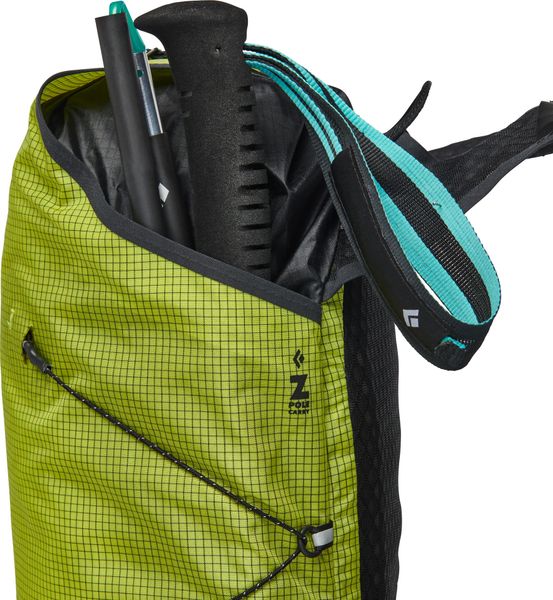 W Distance 8 Backpack