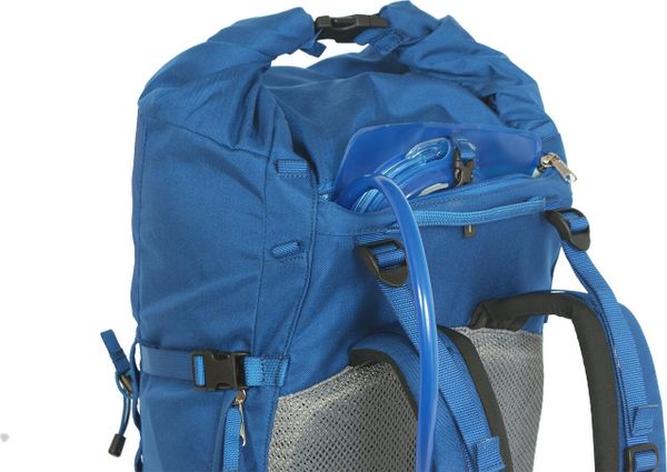 Packster 33
