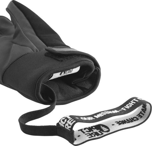 Kakisa Gloves