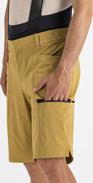 Giara Overshort