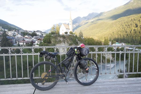 Outpost Top Tube Bag