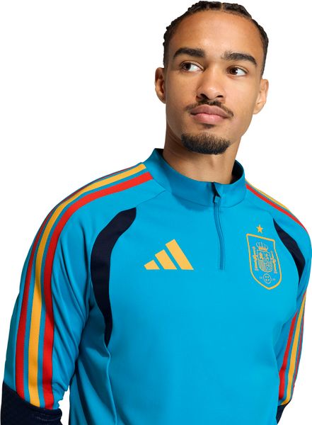 Spain 26 Tiro Training Top