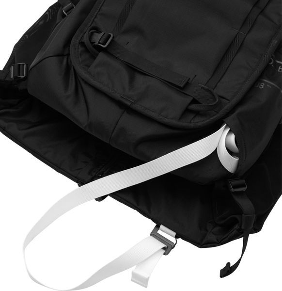 Essential Tote 20L