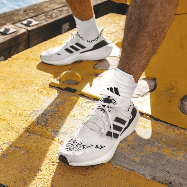 Running x Supernova Quarter Performance Socks