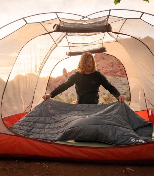 Horizon Travel Blanket