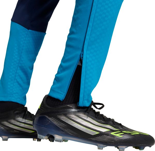 Spain 26 Tiro Training Pants