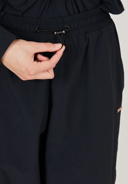 Hero W Track Pants