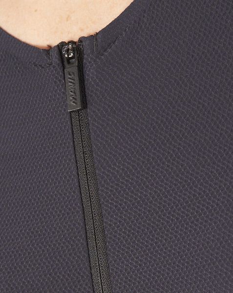 Aksium Tank TOP