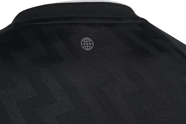 Football-inspired Predator Jersey