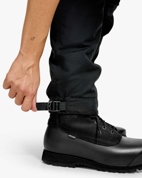 Authentic III Pant W