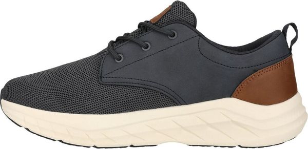 Vallo M Wide Fit Shoe