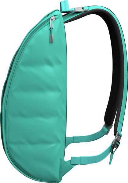 Hugger Base Backpack 15L