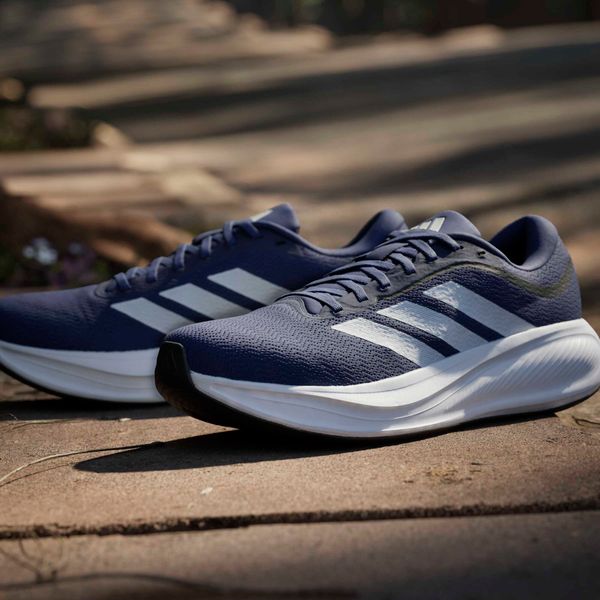 Response Runner 2 Running Shoes