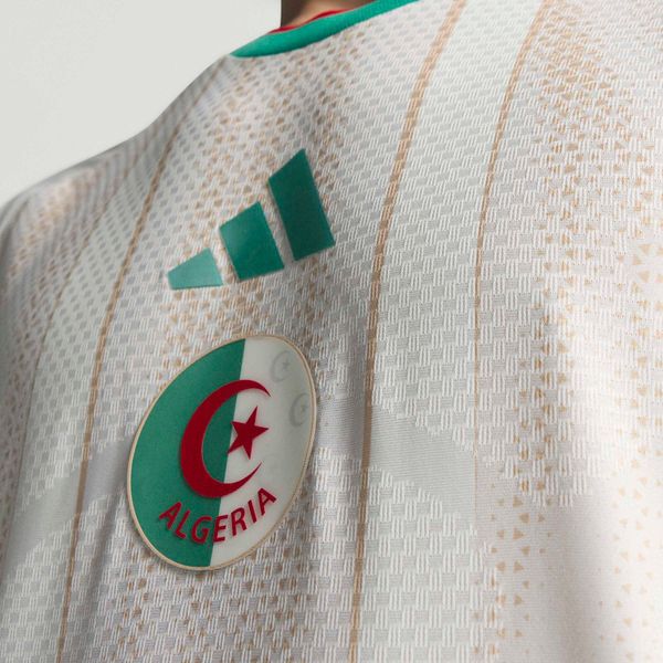 Algeria 26 Home Authentic Jersey Men