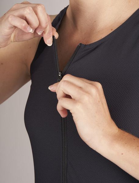 Aksium Tank TOP