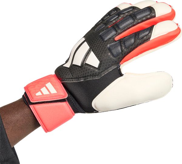 Predator Match Fingersave Goalkeeper Glove