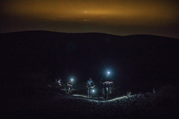 Front Light Countdown 1600
