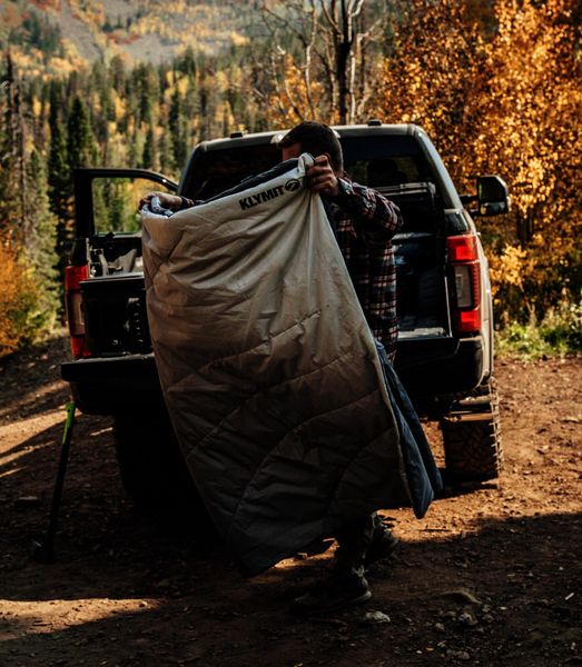 Horizon Overland Blanket