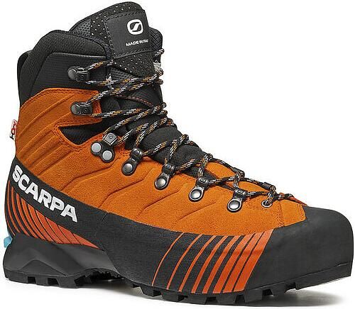Orangefarbener Bergstiefel Ribelle HD mit schwarzer Gummikappe und Schnürung bis über den Knöchel, Seitenansicht
